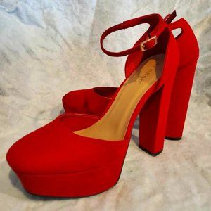 BAMBOO Red Suede Platform Heels Closed Toe with Ankle Strap NEW